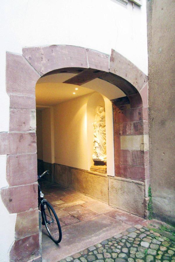 Appartement Typique Et Cosy A Deux Pas De La Cathedrale Strasbourg Exterior photo